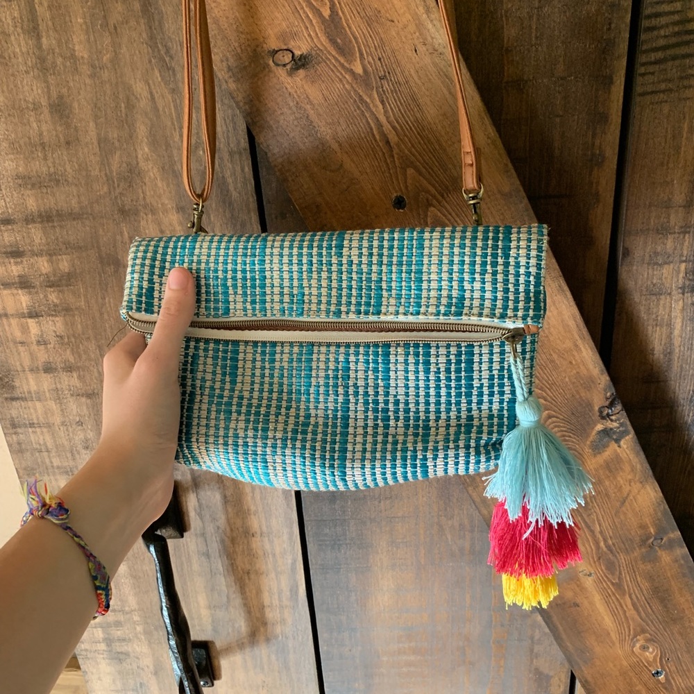 Crossbody purse